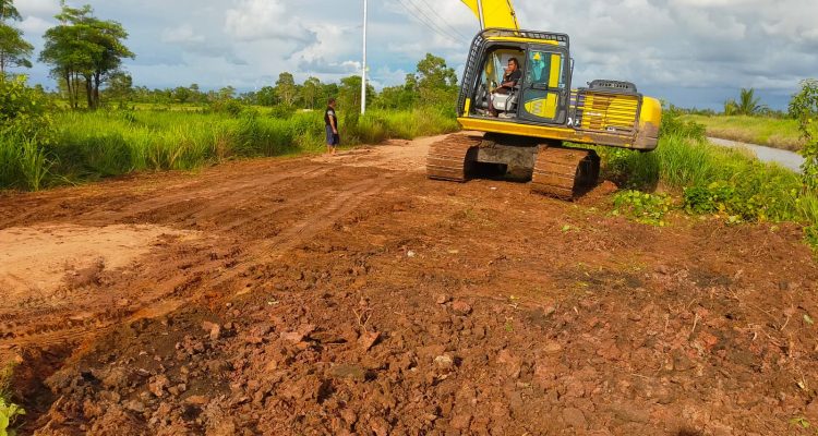 Badan jalan dari Kurik 4-6 yang sudah dilakukan perbaikan beberapa hari lalu – Surya Papua/IST