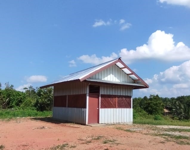 Bangunan balai kampung yang dikerjakan sekaligus dilakukan serahterima kepada masyarakat Kampung Kukurantap- Surya Papua/IST