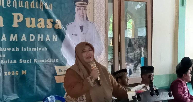 Wabup Merauke, Fauzun NIyahah sedang berikan sambutan – Surya Papua/Frans Kobun