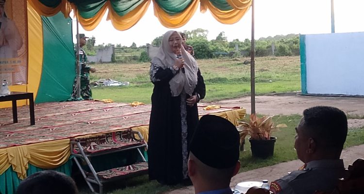 Wabup Merauke, Fauzun Nihayah berikan sambutan pada Safari Ramadhan – Surya Papua/Frans Kobun