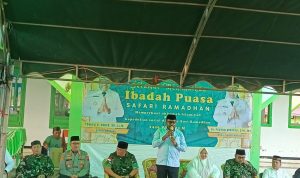 Bupati Merauke, Yoseph Bladib Gebze sedang memberikan sambutan pada kegiatan Safari Ramadhan- Surya Papua/Frans Kobun