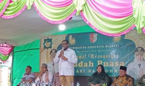 Bupati Merauke, Yoseph Bladib Gebze sedang berikan sambutan – Surya Papua/Frans Kobun