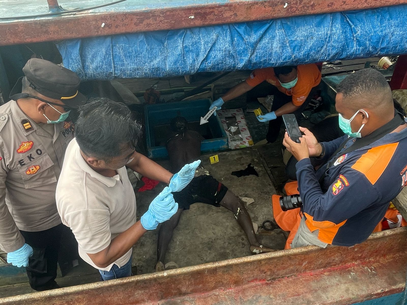 Korban Karolus Rembe yang ditemukan tak bernyawa di KMN Sukses Selalu- Surya Papua/IST