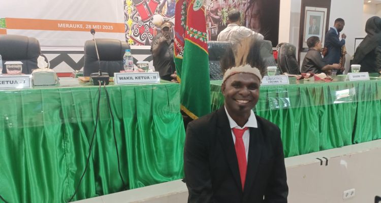 Dominikus Cambu, anggota DPRD Merauke – Surya Papua/Frans Kobun