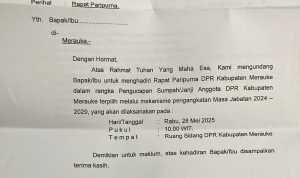 Undangan pelantikan 8 anggota DPR Kabupaten Merauke jalur pengangkatan yang ditandatangani Ketua DPRD setempat, Samuel Mugujay – Surya Papua/IST
