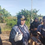 Wabup Merauke, Fauzun Nihayah berikan keterangan pers kepada sejumlah wartawan – Surya Papua/Frans Kobun