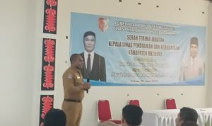 Kadis Pendidikan dan Kebudayaan Kabupaten Merauke, Romanus Kande Kahol – Surya Papua/Frans Kobun