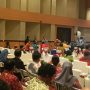 Kepala BPKAD Kabupaten Merauke, Elias Mite sedang bicara saat kegiatan coffee morning yang digelar Dinas Pendidikan dan Kebudayaan setempat – Surya Papua/Frans Kobun