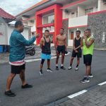 Atlet tinju dari kickboxing Merauke sebagai persiapan naik ke ring tinju – Surya Papua/IST