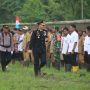 Kapolres Merauke, AKBP Leonardo Yoga saat memeriksa pasukan pada Hut Bhayangkari di Lapangan Maskura-Kimaam – Surya Papua/IST