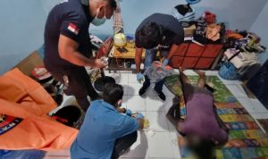 Sesosok mayat ditemukan meninggal dalam rumah sewa di Jalan Gak, Kelurahan Bambu Pemali – Surya Papua/IST