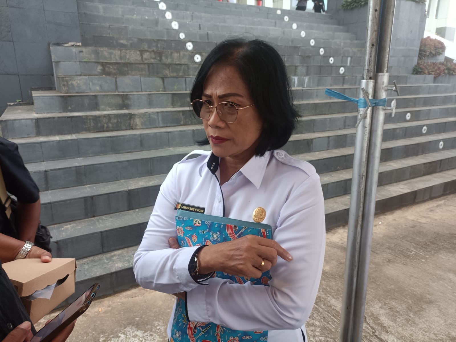 Ketua Panitia HUT ke 80 RI, Marttha Bayu – Surya Papua/Frans Kobun