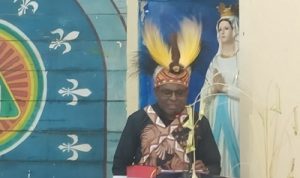 Sekda Mappi, Ferdinanus Kanakaimu sedang berikan sambutan pada misa inkulturasi di Gereja Santa Theresia Buti – Surya Papua/Frans Kobun