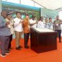 Penandatangan prasasti oleh GUbernur Papua Selatan, Apolo Safanpo, Bupati Merauke, Yoseph Bladib Gebze serta Presiden Komisaris TSE Group Mr. Robert Seung – Surya Papua/Agapitus Batbual
