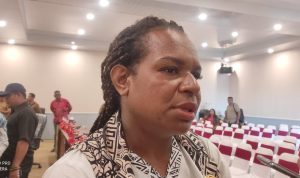 Anggota DPR Papua Selatan, Supia Kwamtakgai – Surya Papua/Frans Kobun