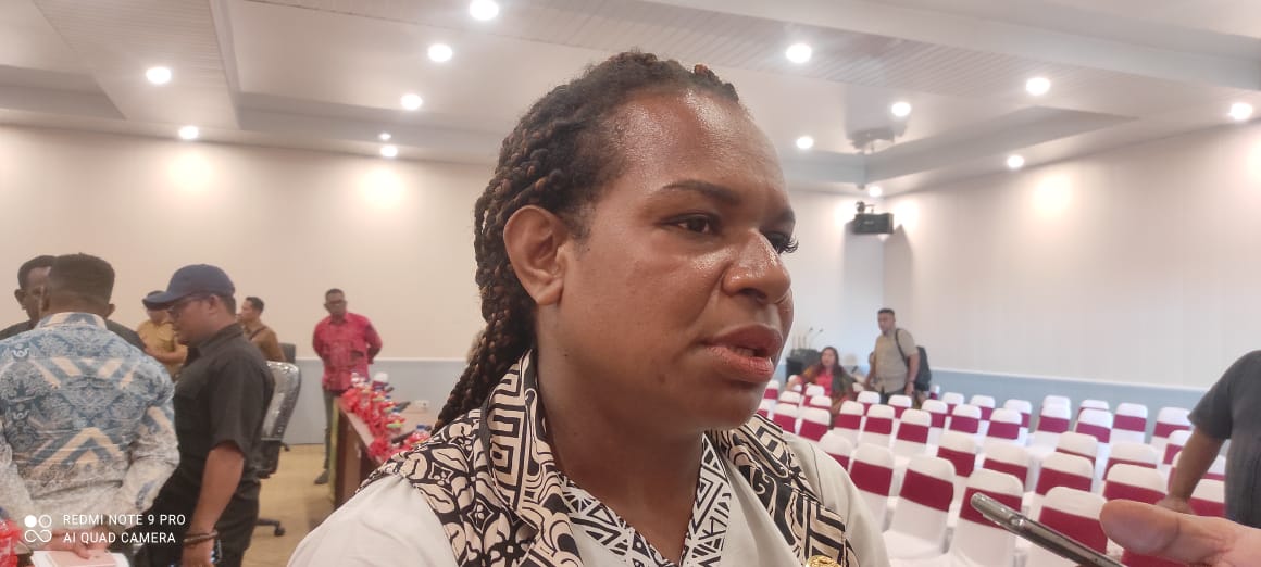 Anggota DPR Papua Selatan, Supia Kwamtakgai – Surya Papua/Frans Kobun