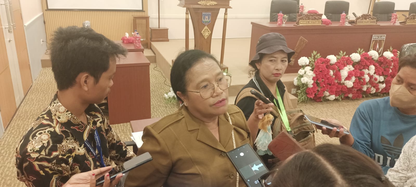 Pelaksana Tugas Kepala Dinas Pendidikan Kabupaten Mappi, Maria Goreti Letsoin – Surya Papua/Frans Kobun