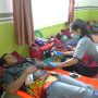 Kegiatan donor darah yang dilalngsungkan di Klinik TSE Group, Kabupaten Boven Digoel beberapa hari lalu – Surya Papua/IST