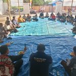 Pertemuan masyarakat Adat Marind Imbuti yang berlangsung di Pendopo Gereja Santa Theresia Buti- Surya Papua/Frans Kobun
