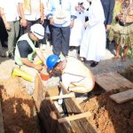 Gubernur Papua Selatan, Apolo Safanpo sedang meletakan batu pertama pembangunan Asrama Putri Santa Ana Mindiptana, Boven Digoel – Surya Papua/IST