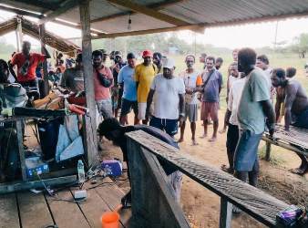 Suasana di Kampung Eswambi dan Wambi saat Romanus Mbaraka kunjungi rakyat – Surya Papua/IST