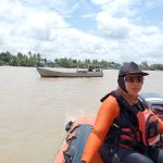 Tim SAR sedang bergerak melakukan pencarian terhadap bocah empat tahun yang diduga tenggelam di Sungai Kumbe – Surya Papua/IST