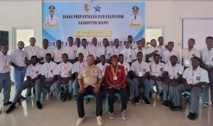 karak 1 Foto bersama usai pelatihan pembentukan karakter bagi pemuda di Kabupaten Mappi – Surya Papua/IST