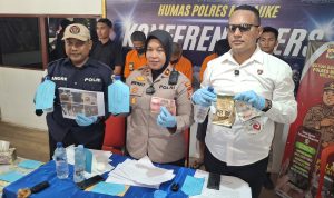 musna 6 Keterangan pers yang disampaikan Wakapolres Merauke, Kompol Nuryanti didampingi Kasat Narkoba Polres, Ipda Daniel Rumpaidus serta Kasi Humas Polres, IPda Andre MB – Surya Papua/Frans Kobun