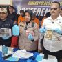 Keterangan pers yang disampaikan Wakapolres Merauke, Kompol Nuryanti didampingi Kasat Narkoba Polres, Ipda Daniel Rumpaidus serta Kasi Humas Polres, IPda Andre MB – Surya Papua/Frans Kobun