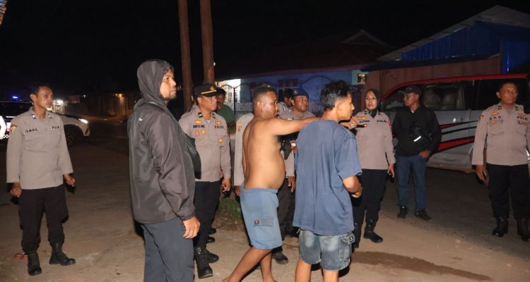 Operasi dan atau patroli yang dilakukan aparat Polres Merauke di berbagai titik – Surya Papua/IST