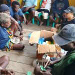 Pelayanan kesehatan gratis oleh dokter Dominikus Cambu bersama dokter Vina di kampung-kampung – Surya Papua/IST