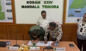 Penandatanganan kerjasama antara Pangdam XXIV Mandala Trikora bersama Bupati Merauke – Surya Papua/IST