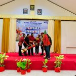 Pembukaan seminar Natal Nasional yang ditandai pemukulan tifa – Surya Papua/IST