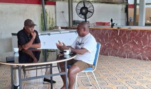 Mantan Bupati Merauke, Romanus Mbaraka ketika sedang diwawancarai – Surya Papua/IST