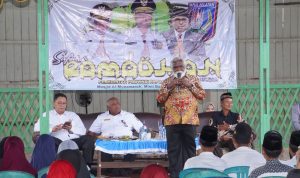 Wakil Gubernur Papua Selatan, Paskalis Imadawa sedang berikan sambutan sekaligus arahan pada kegiatan safari ramadhan di Distrik Jagebob – Surya Papua/IST