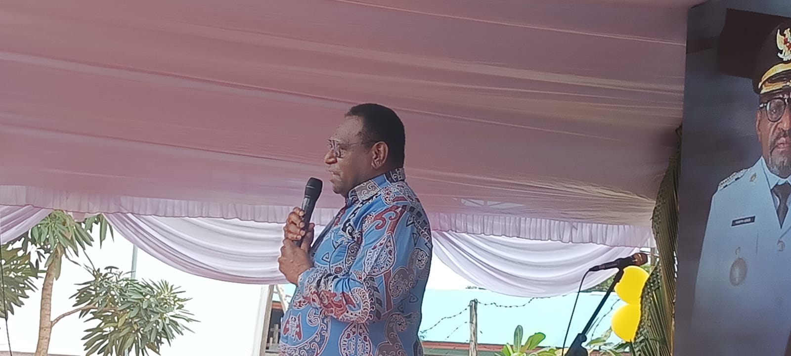 Bupati Merauke, Yoseph Bladib Gebze – Surya Papua/Frans Kobun