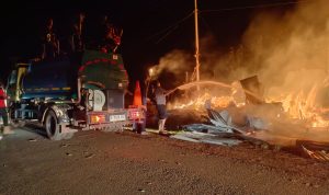 Kios kelontong milik salah seorang kontraktor ludes terbakar pada Sabtu, kemarin – Surya Papua/IST