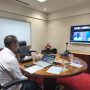 Gubernur Papua Selatan, Apolo Safanpo sedang melakukan zoom meeting bersama OPD – Surya Papua/IST