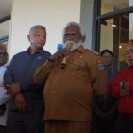 Wakil Gubernur Papua Selatan, Paskalis Imadawa sedang bicara – Surya Papua/IST