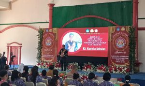 Ketua Badan Pengurus Yayasan Pendidikan dan Persekolahan Katolik (YPPK) Merauke, Pastor Aloysius Kelbulan