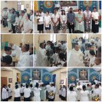 Proses penerimaan 8 warga Protestan serta dua orang dewasa dipermandikan dalam perayaan misa di Gereja Santa Theresia Buti-Merauke – Surya Papua/Frans Kobun