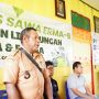 Kepala Kampung Hobinangge, Finansius Bovi sedang bicara saat sosialisasi flora dan fauna yang digelar TSE Group – Surya Papua/IST