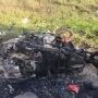 Dua unit sepeda motor milik warga Kelurahan Maro yang dibakar – Surya Papua/IST