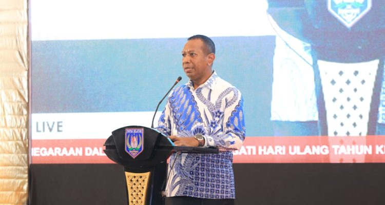 Gubernur Papua Selatan, Apolo Safanpo – Surya Papua/IST