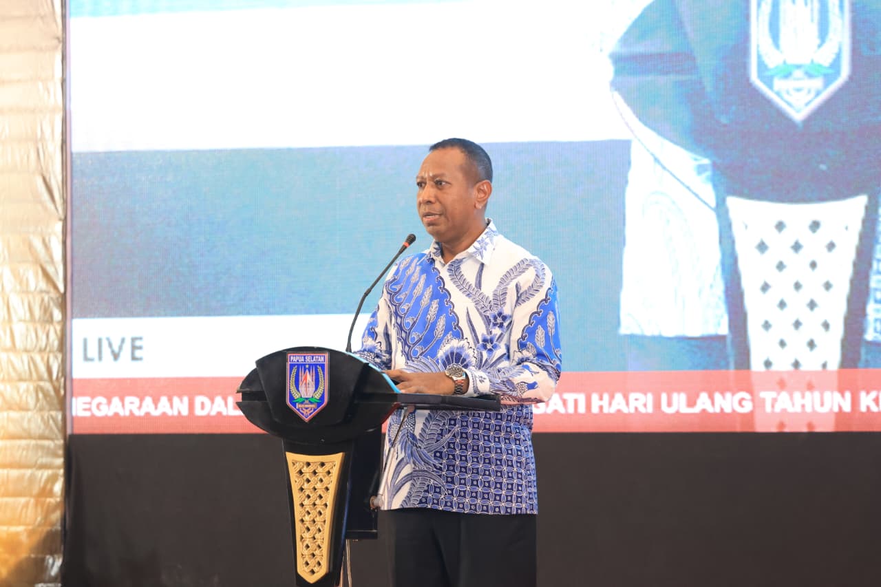 Gubernur Papua Selatan, Apolo Safanpo – Surya Papua/IST