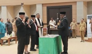 Bupati Merauke, Yoseph Bladib Gebze melantik tiga pejabat Eselon II di lingkungan Pemkab Merauke – Surya Papua/IST