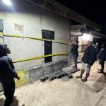 Rumah pelaku pembunuhan yang dipolice line oleh Satreskrim Polres Merauke – Surya Papua/IST