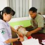Kegiatan posyandu yang dilakukan klinik Asiki, Kabupaten Boven Digoel – Surya Papua/IST