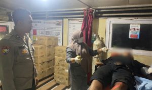 tewas 1 Pengendara sepeda motor yang tewas di tempat setelah bertabrakan dengan truk – Surya Papua/IST