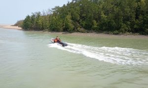 Pencarian pada hari kedua oleh Tim Sar Gabungan terhadap dua korban di Pulau Mooi belum membuah hasil – Surya Papua/IST